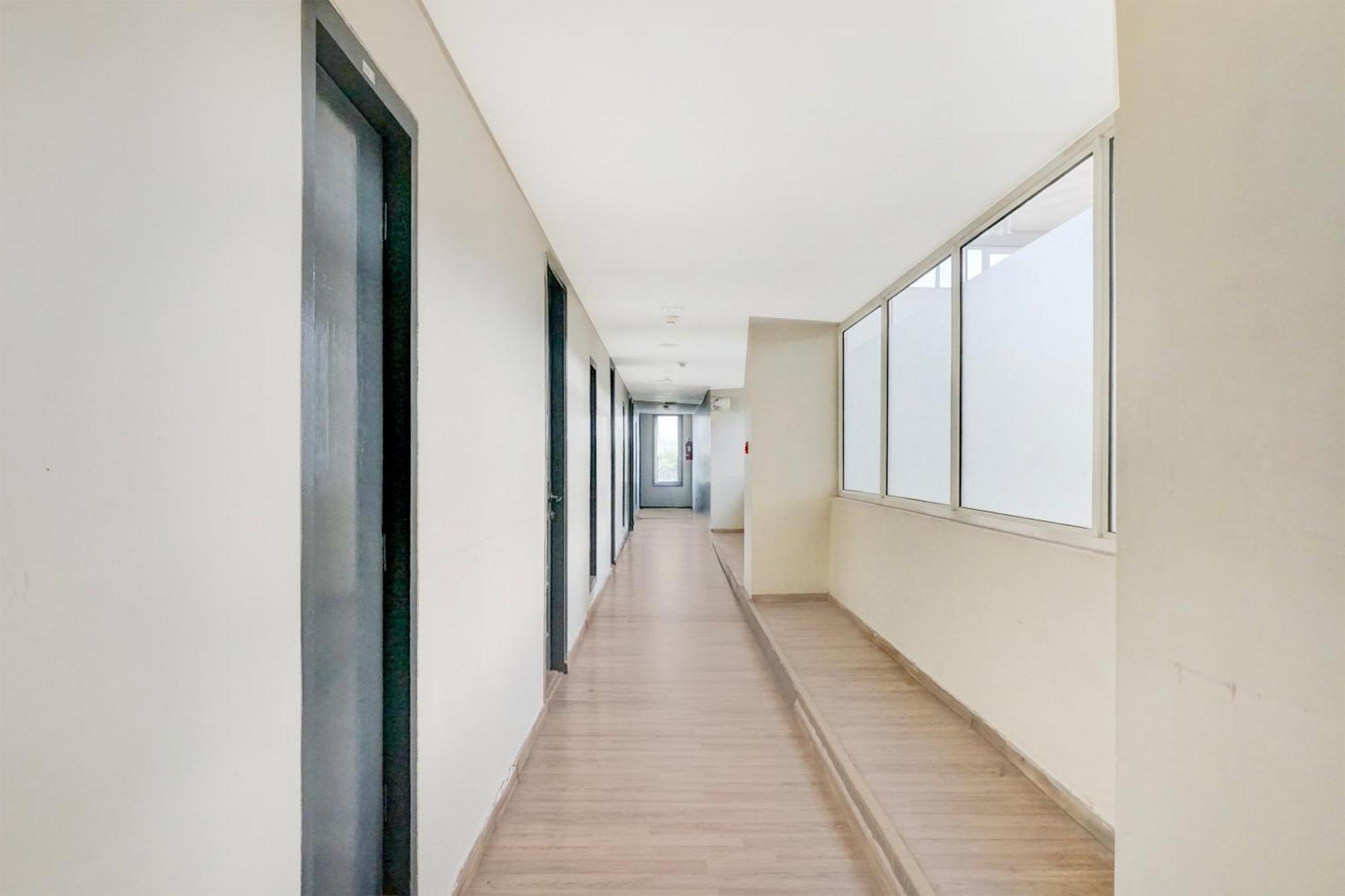 Super Townhouse Mg Road Pune Exterior foto